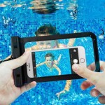 Огляд Чохол до мобільного телефона Spigen Velo A600 Universal Waterproof (4.01x7.08