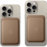 Огляд Чохол до мобільного телефона Apple iPhone FineWoven Wallet with MagSafe Pacific Blue (MT263ZM/A): характеристики, відгуки, ціни.