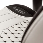 Огляд Крісло ігрове Noblechairs Epic White/Black (NBL-PU-WHT-001): характеристики, відгуки, ціни.